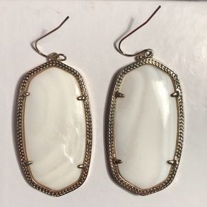 Kendra Scott Danielle Earrings in White Pearl